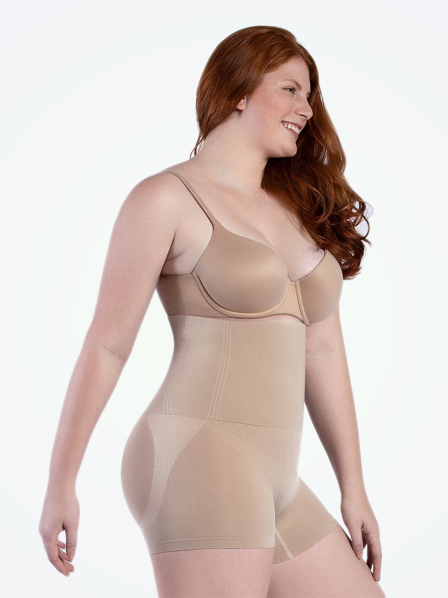 💖🌟Sculpt your silhouette with Curveez full body short shaper Visit:   #shapewearusa #curveez #shapewe