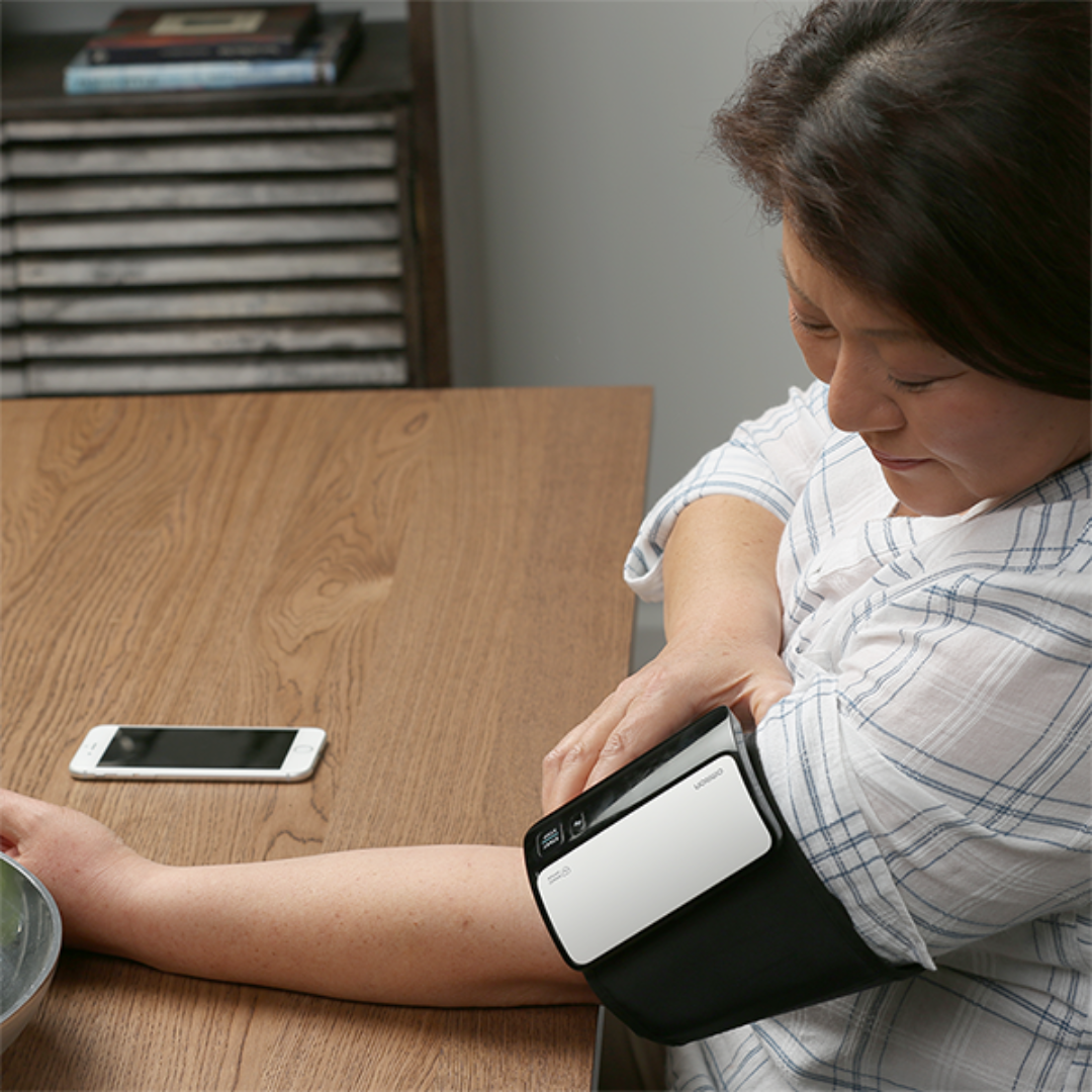 omron evolv blood pressure monitor