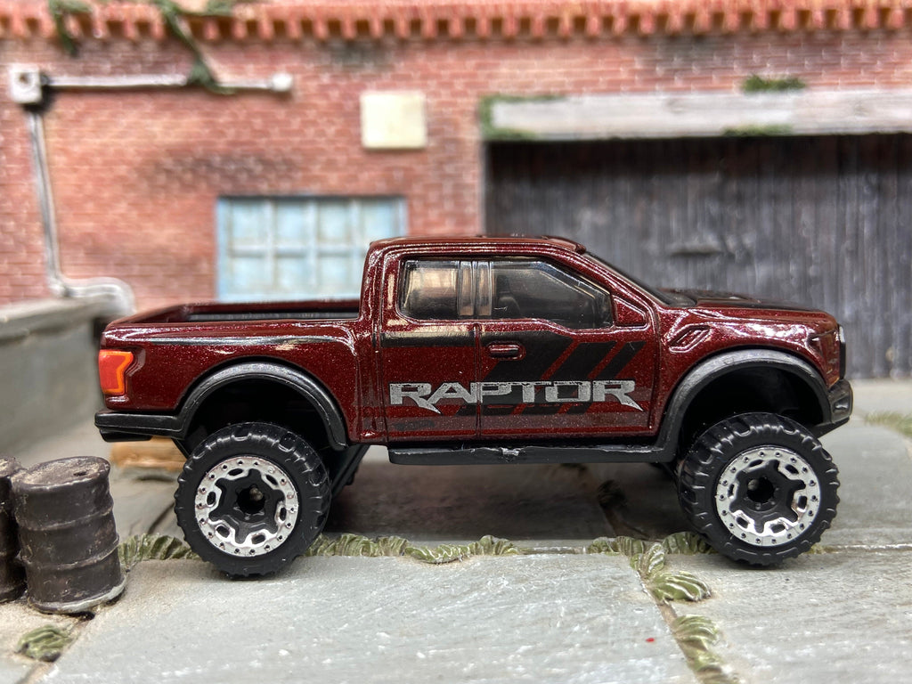 Loose Hot Wheels - 2017 Ford F150 Raptor 4X4 Truck - Raptor Burgundy |  Muncle Mikes