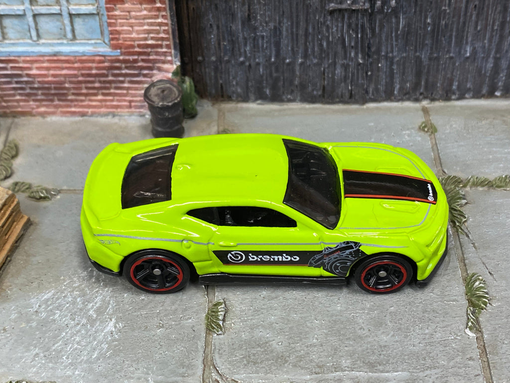 Loose Hot Wheels - 2018 Chevy Camaro SS - Green and Black Brembo Liver |  Muncle Mikes