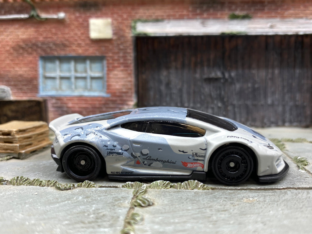 Loose Hot Wheels - Lamborghini Huracan Coupe LB WORKS - Gray Camo | Muncle  Mikes