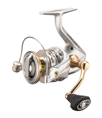 Axum Spinning Reel