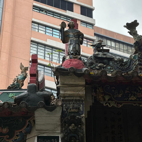 Wan Chai Temple figures