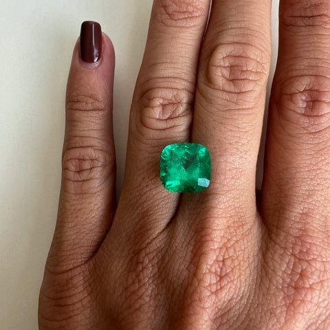 4.72ct Muzo Emerald from Starling Jewelry