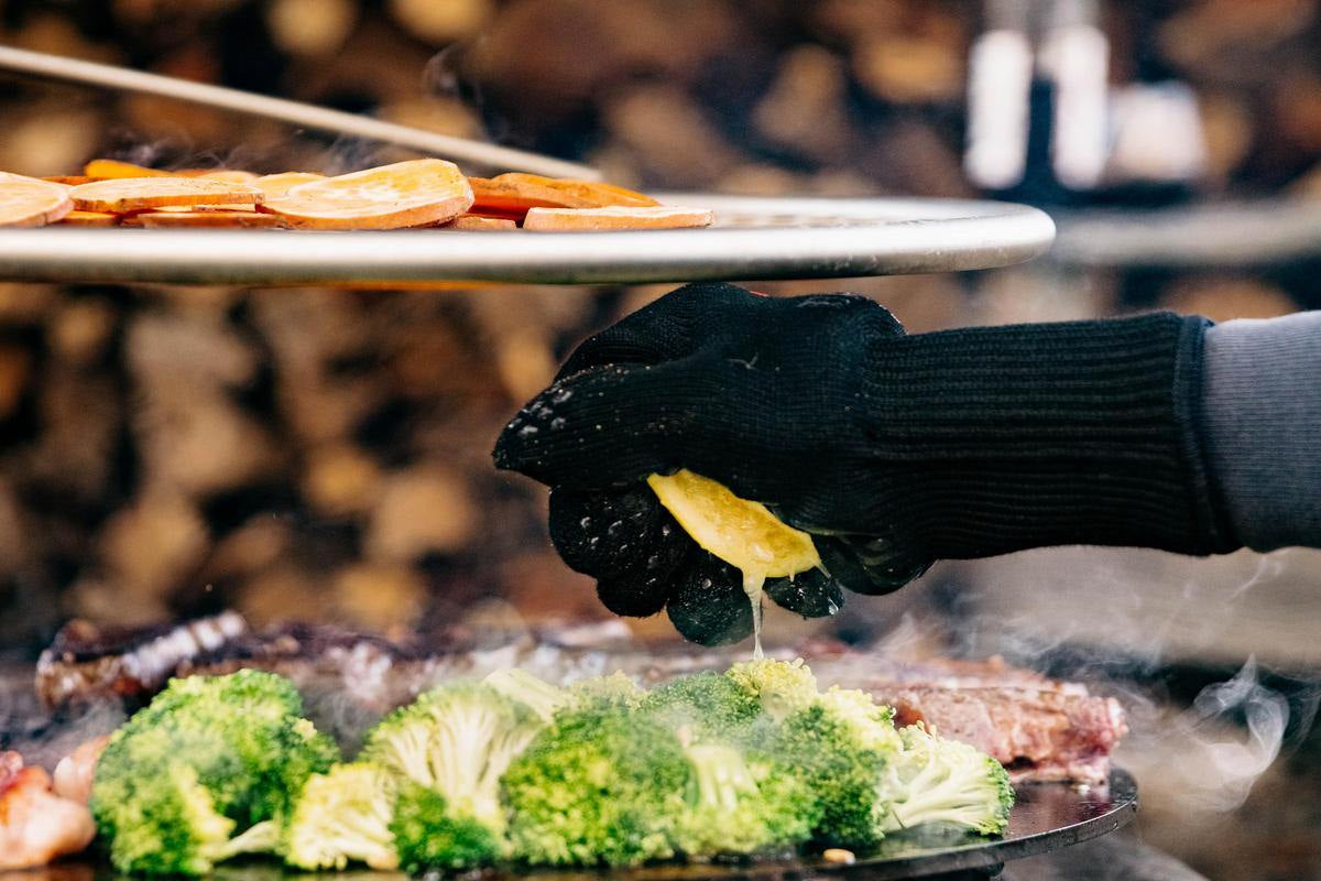 MAVANTO Barbecue Gloves Extra Long Heat Resistant up to 500