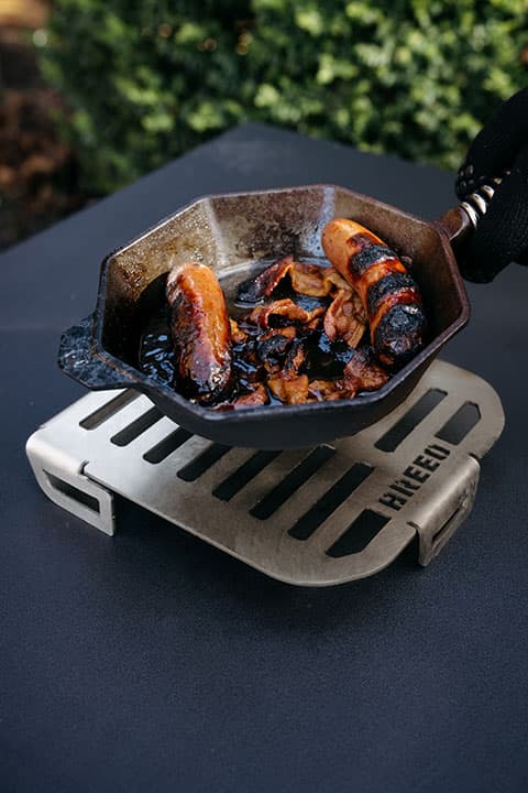 Grill plate fire basket cast iron