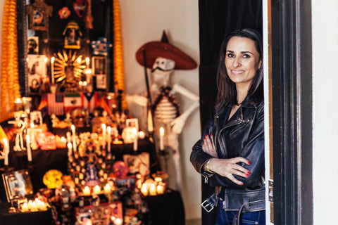 Regina with her ofrenda