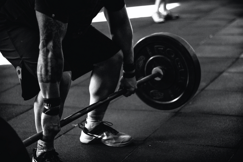 A man getting ready to deadlift