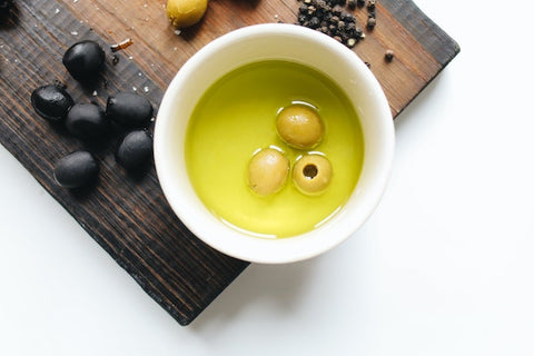 Olive oil in a bowl 