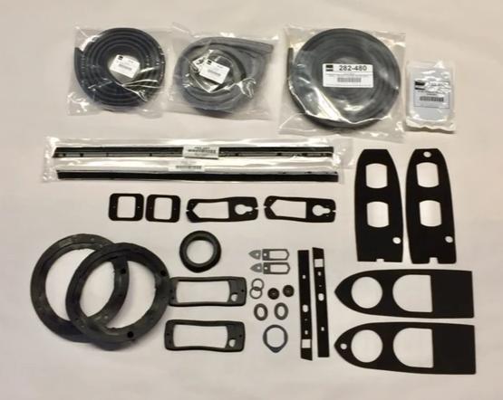 Carrière binding Surrey Complete Body Rubber Kit - MGB GT 65-76 — Abingdon Spares