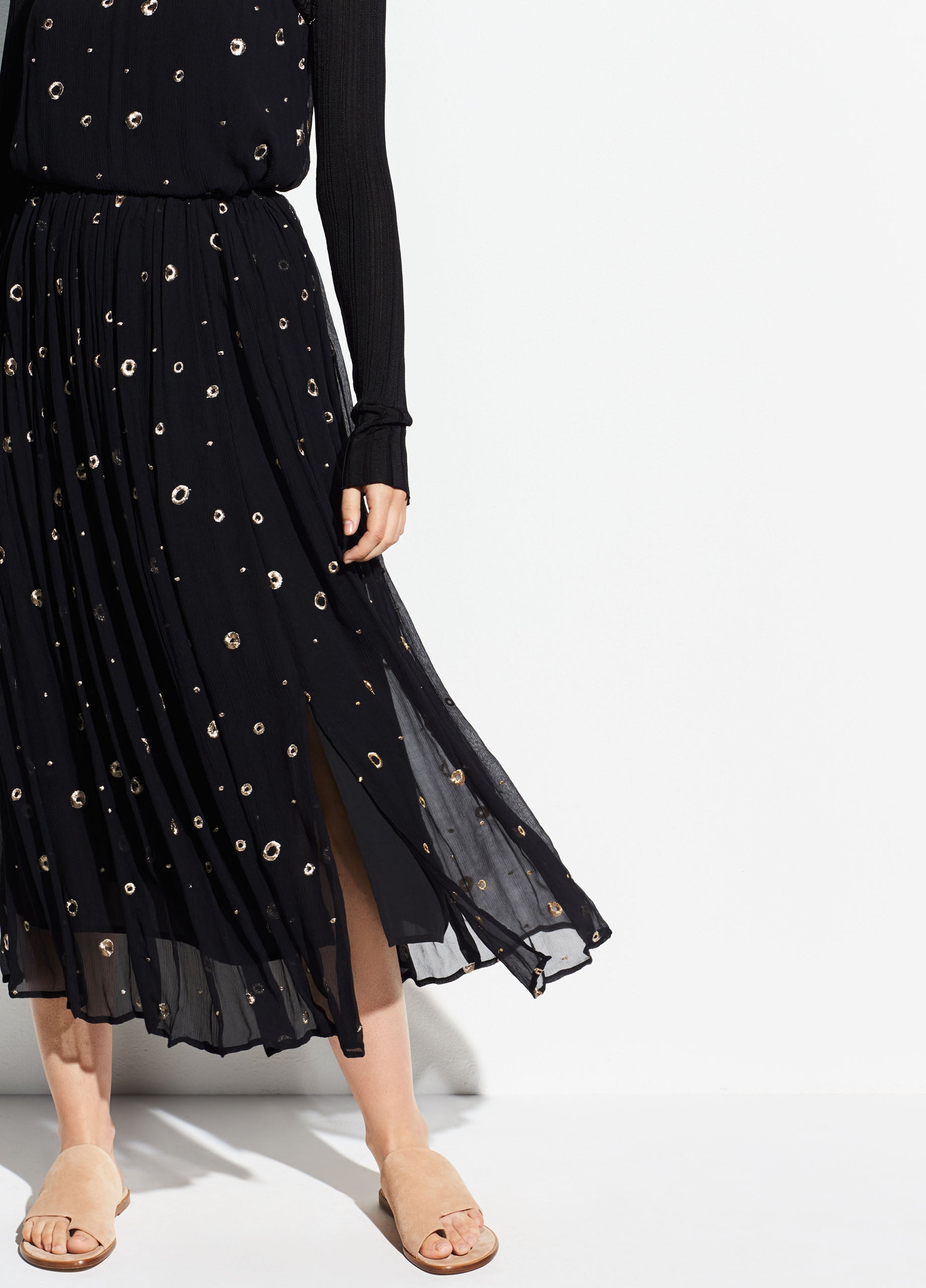 Vince | Metallic Embroidery Skirt in 