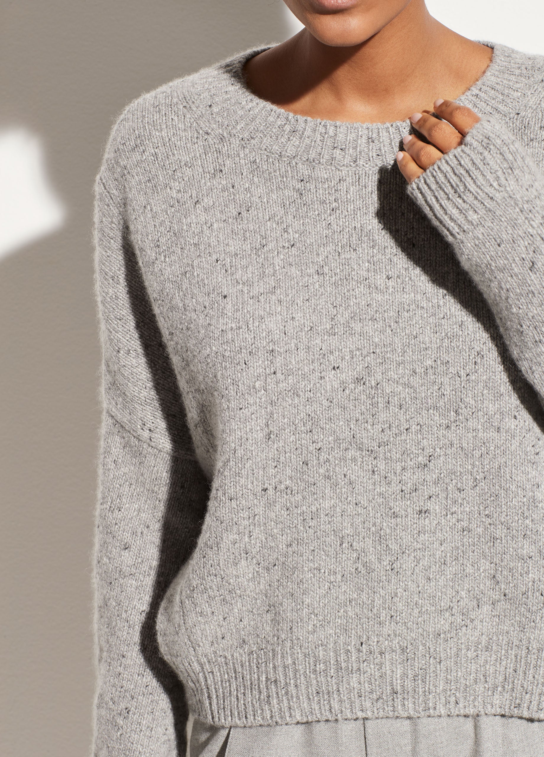 Vince | Cashmere Double Seam Crew in Soft Grey | Vince Unfold