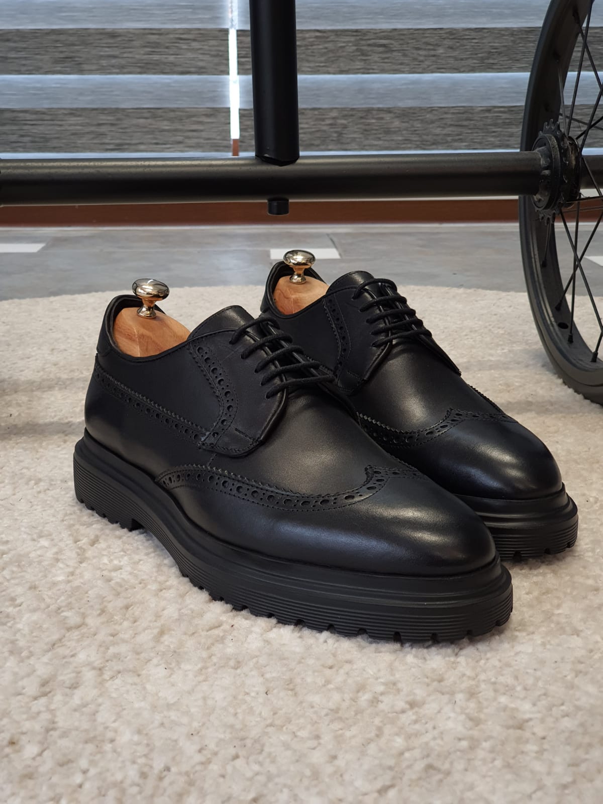 Logan Sardinelli Eva Sole Lace up Calfskin Black Shoes – MCR TAILOR