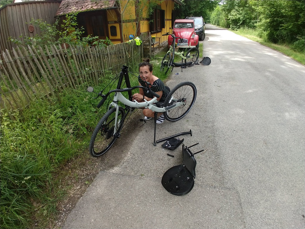 Packing Cruzbike Q45 touring bikes