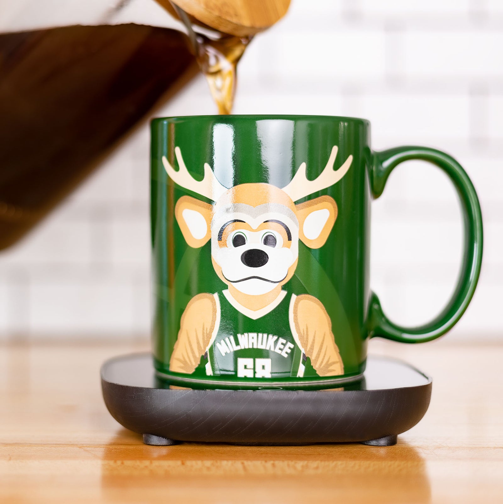 Uncanny Brands Chicago Bulls Logo Mug Warmer with Mug