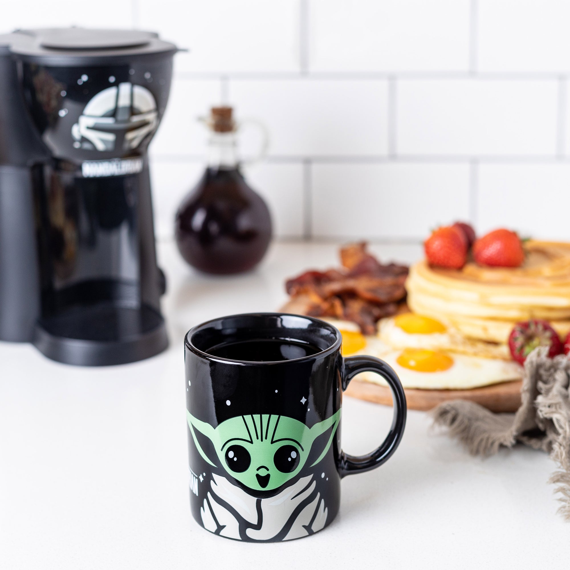 Star Wars The Mandalorian Grogu Mug Warmer Set - Uncanny Brands