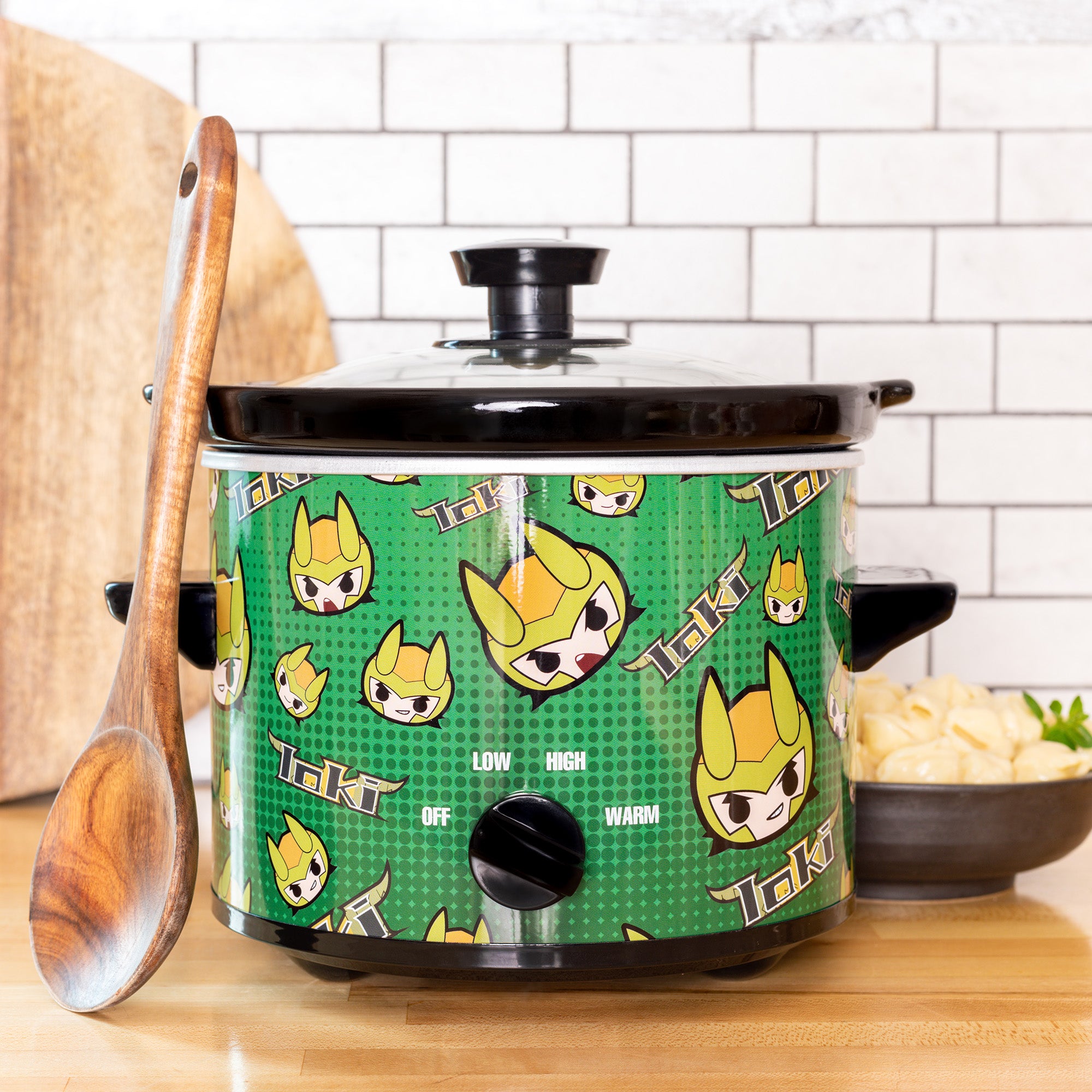 Uncanny Brands Marvel's X-Men Kawaii 2 Quart Slow Cooker - Black