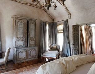 French Farmhouse Style Room - www.proven-salle.com