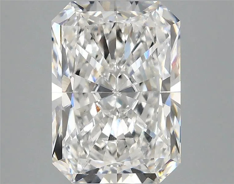 2.82ct Radiant Lab Grown Diamond (Colour F, Clarity VS2, IGI Certified) AG & CO Jewellery