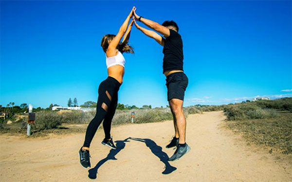 7 Exercises You Can Do with Your Partner on Valentine's Day