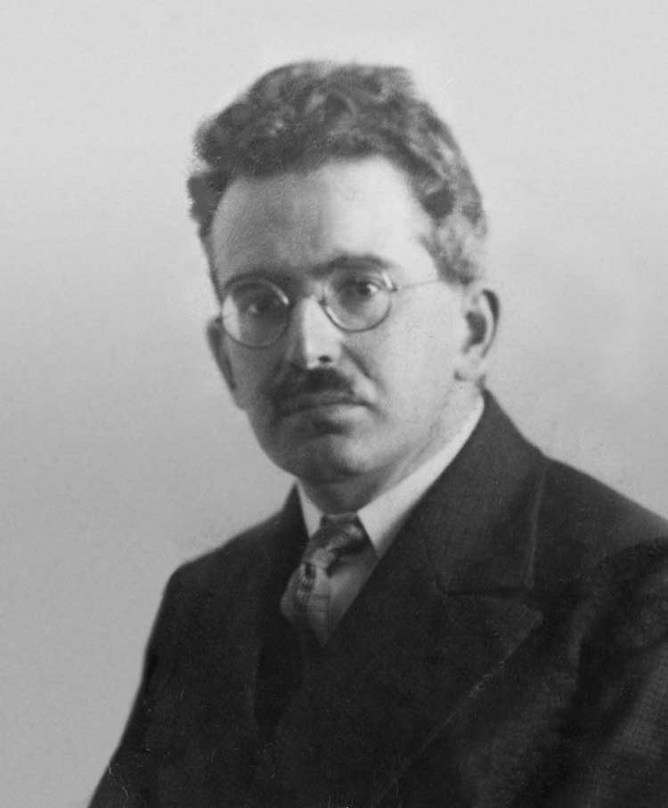 Walter Benjamin, German art philosopher, aesthetic, mass reproduction, the work of art in the age of mechanical reproduction