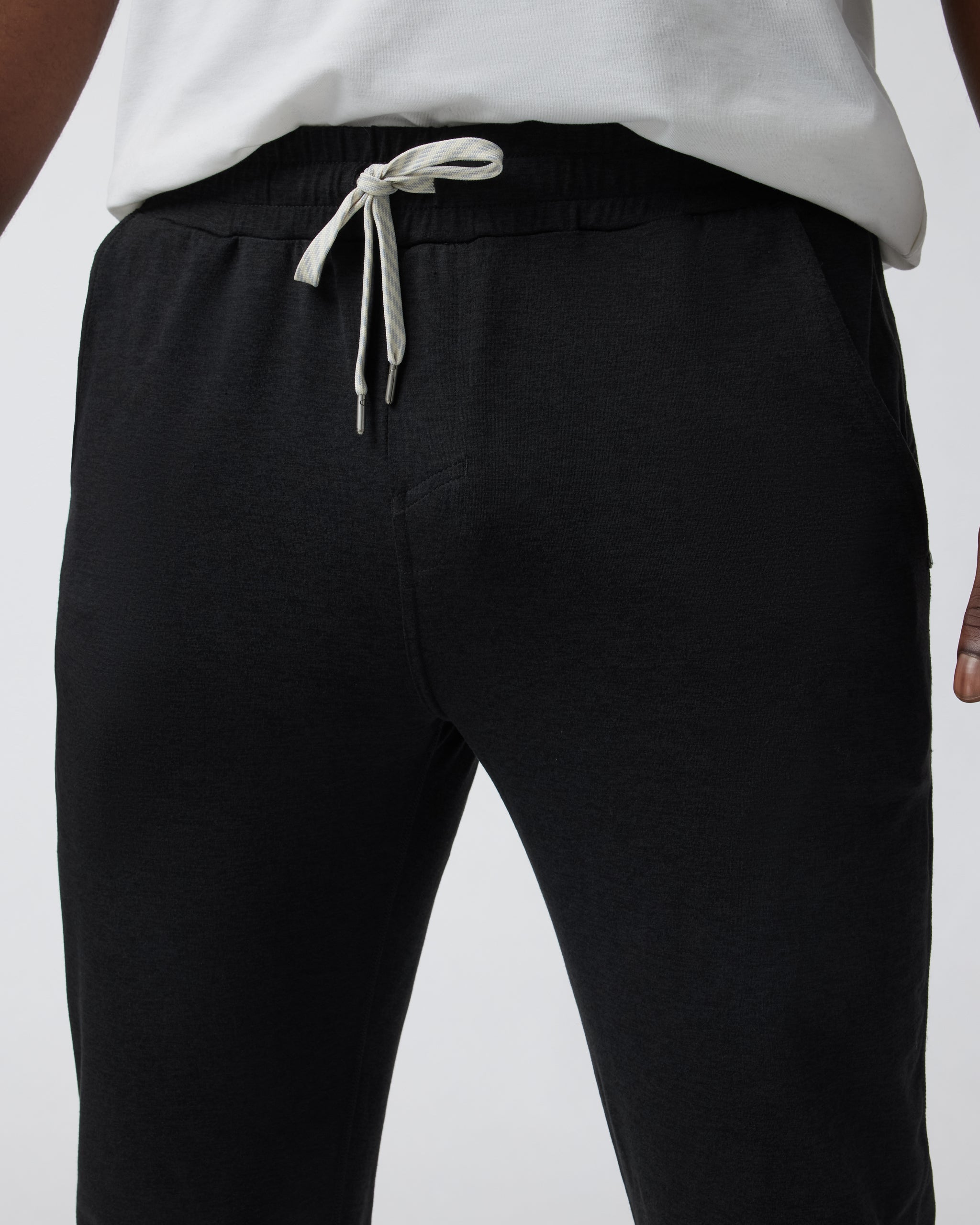 Ponto Performance Pant | Men's Charcoal Pants | Vuori