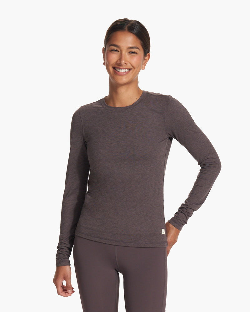 Long Sleeve Lux Crew | Women's Plum Workout Top | Vuori