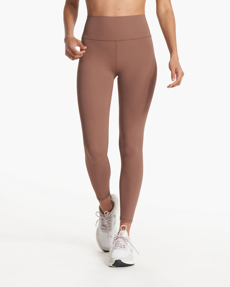 Bummed out on all the feels leggings : r/vuoriclothing