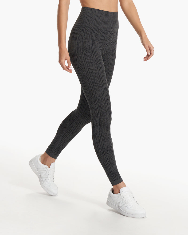 Helix Seamless Texture Legging, Charcoal Plaid