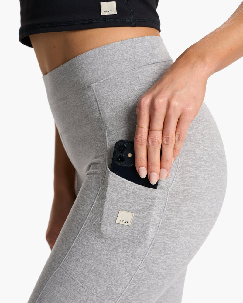 Stylish and Functional Leggings with Pockets