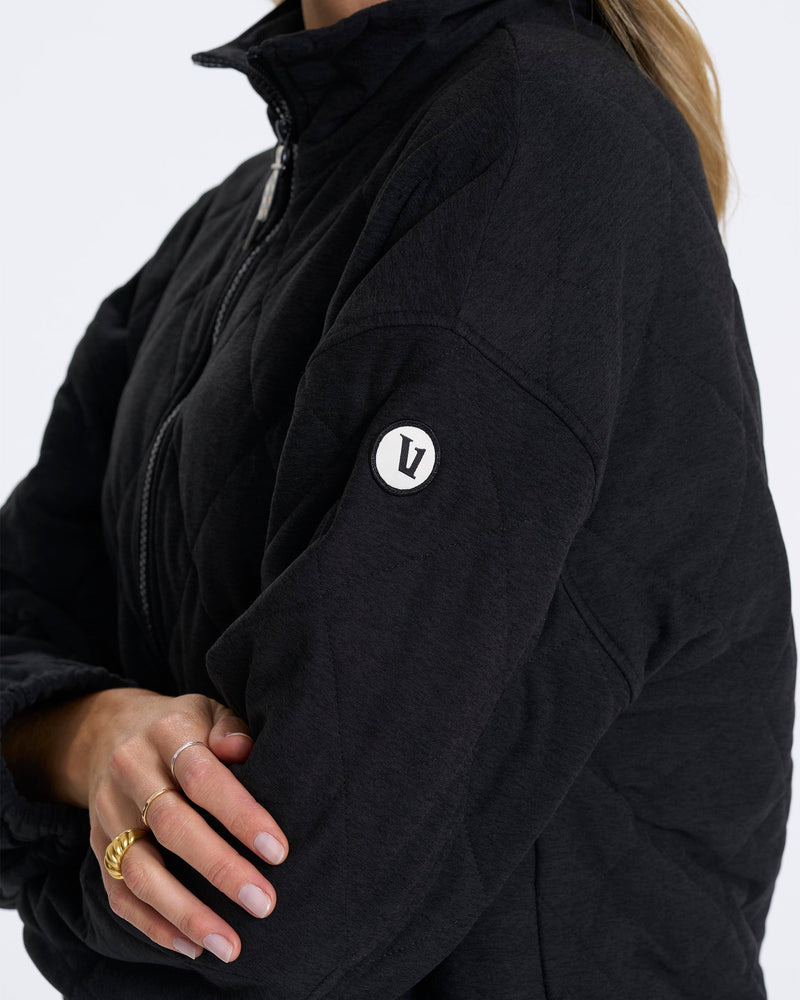 Vuori Women’s Halo Insulated Jacket Quilted Dream Knit Size Medium Grey  Heather 