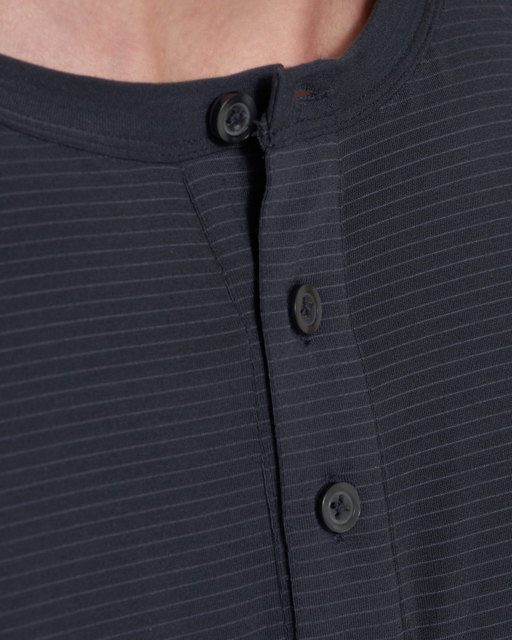 Linear Henley