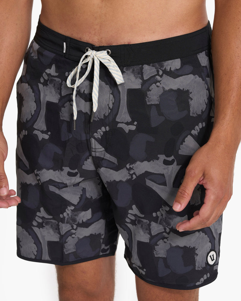 Cruise Boardshort | Men's Palo Santo Deco Boardshorts | Vuori