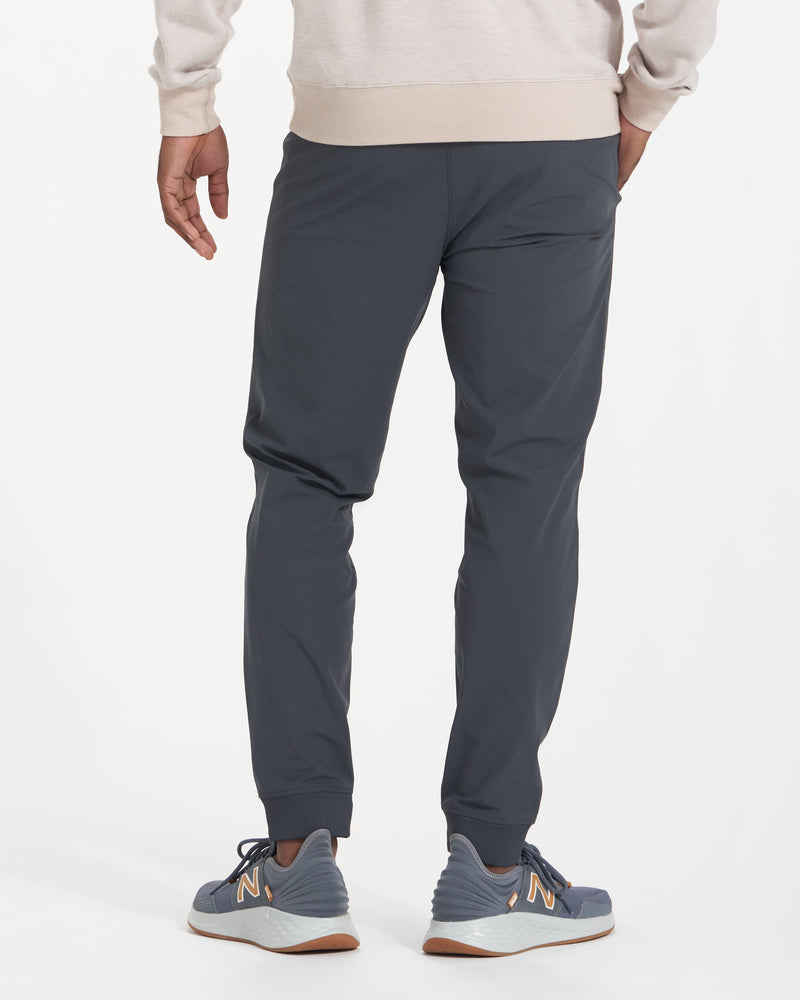 Meta Jogger | Charcoal Grey Men's Joggers | Vuori