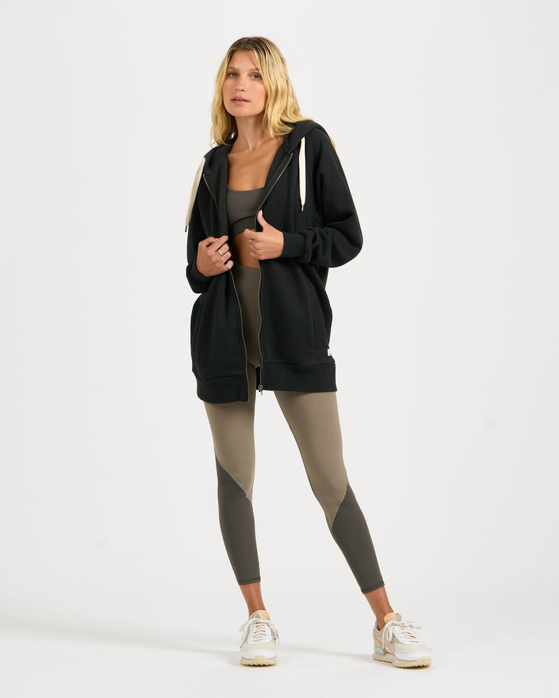 Vuori Oversized Restore Hoodie in Black