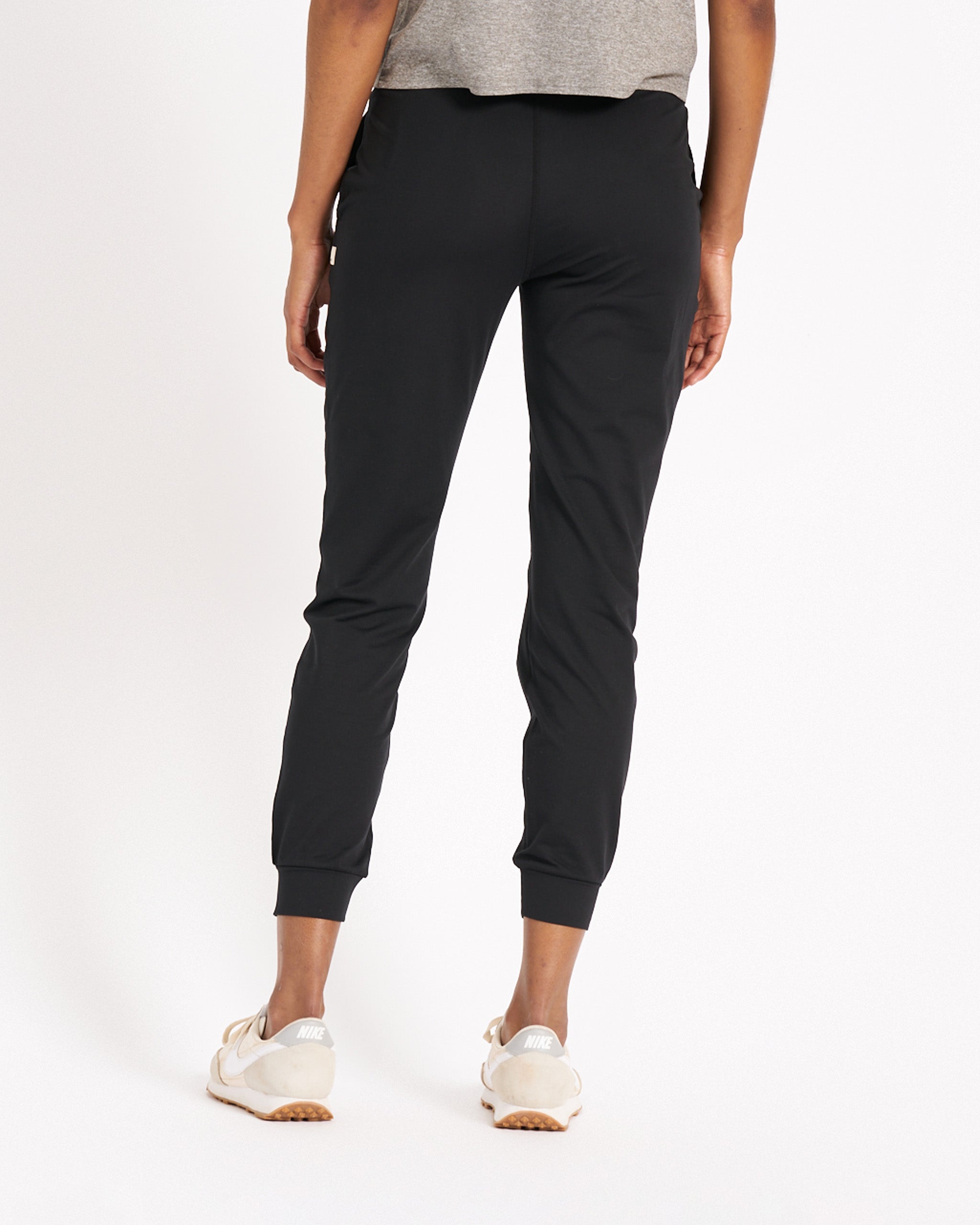 Performance Jogger - Long | Women's Black Tall Joggers | Vuori