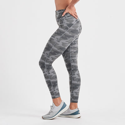 Workout Clothes & Activewear for Women | Vuori Clothing