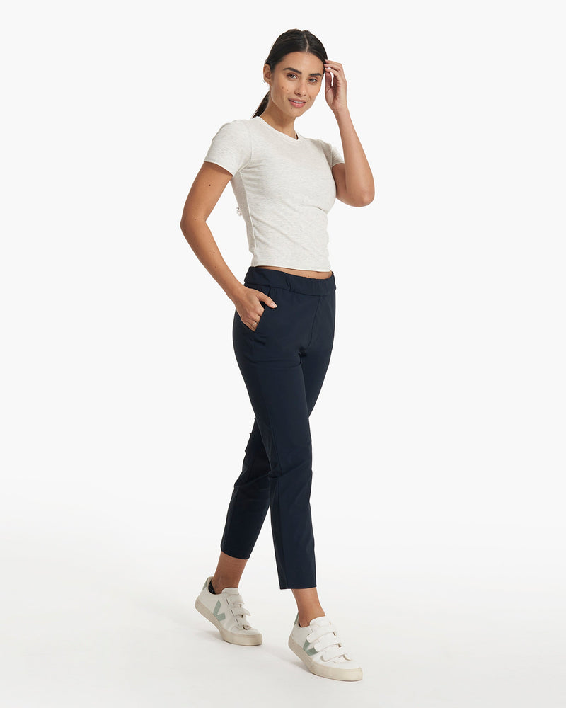 Fit Review Friday! Vuori Miles Ankle Pant and Halo Straight Leg Pant