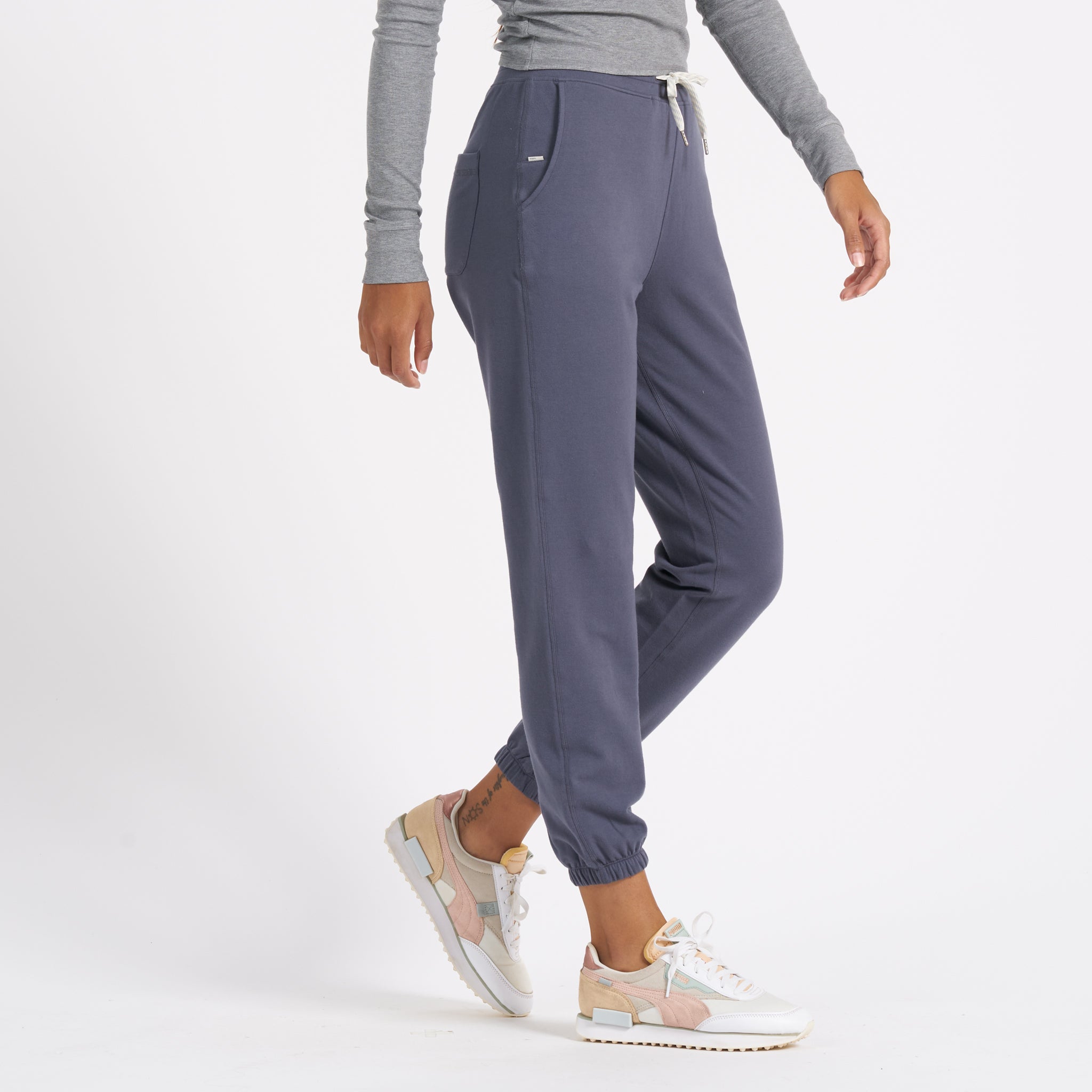 Laguna Lounge Pant 2.0 | Women's Blue Sweatpants | Vuori