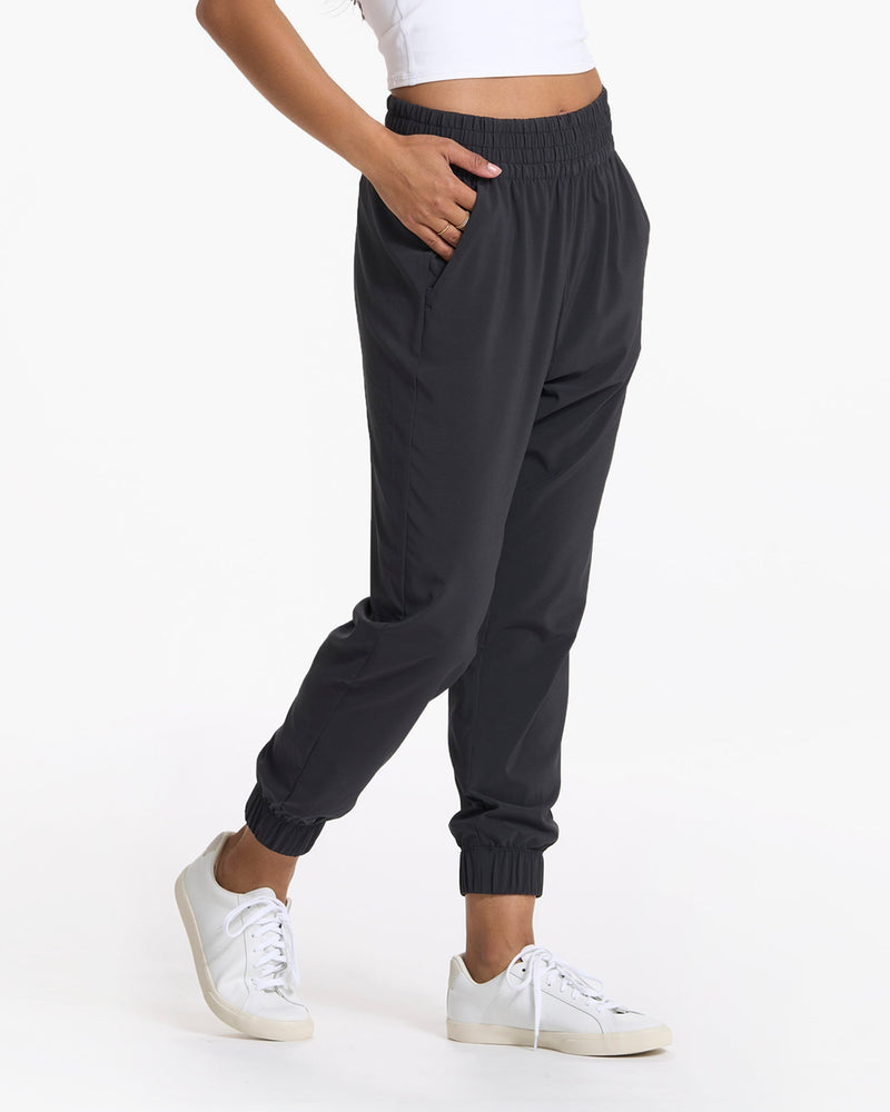 Villa Jogger - Black | Women's Lightweight Pants | Vuori