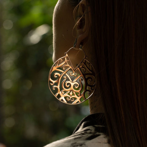 Tribalik Monastery earring in rose gold