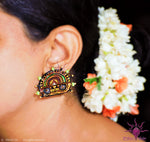 Ethniichic Hand Painted Brown Color Mural Design With White And Green Color Agate Beads Earring