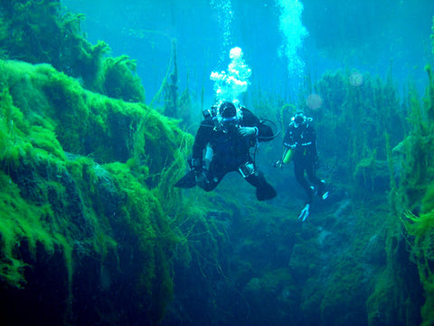 underwater-cave-diving