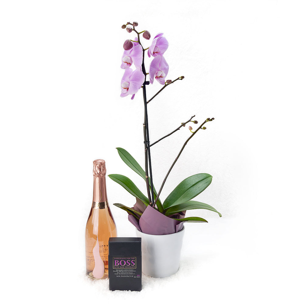 Champagne Flowers Floral Treasures Flowers Champagne Gift New York Blooms