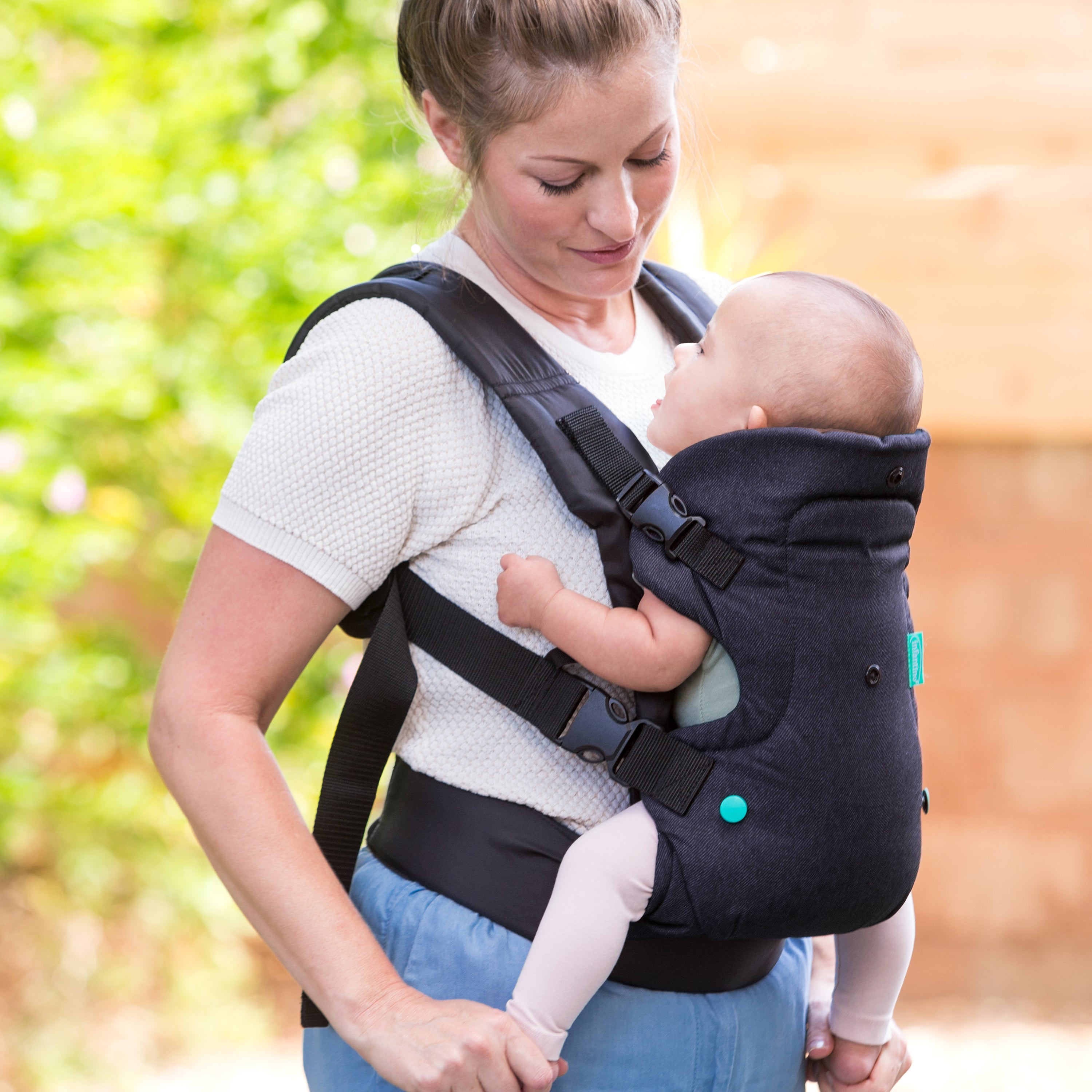 infantino 4 in 1 convertible carrier