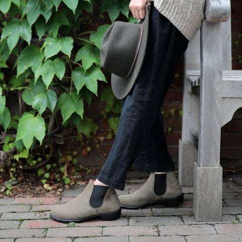 stone nubuck blundstone