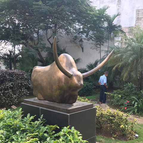 Havana_Cuba_sculpture