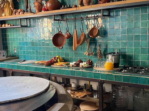 kitchen_green_tiles