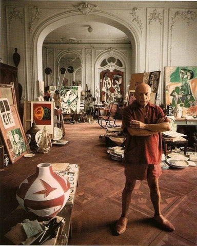 Pablo-Picasso_artist_studio_Cannes