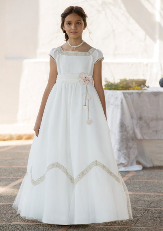 Condición previa pastel Peticionario Short Sleeves Spanish Communion Gown Amaya 557001MF – Sparkly Gowns